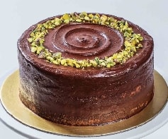 Tam Kıvamında Çikolatalı Fıstıklı Pasta 2-3 Kişilik